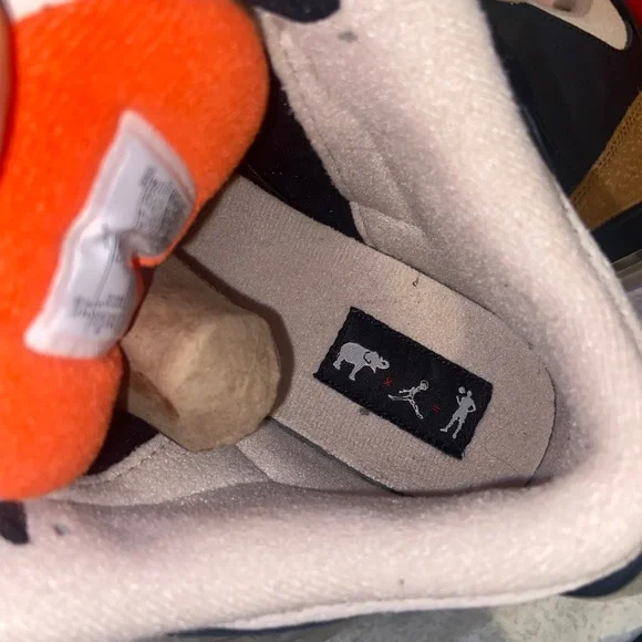 Air Jordan 3 Retro (GS) “Desert Elephant” - Picture 9 of 13